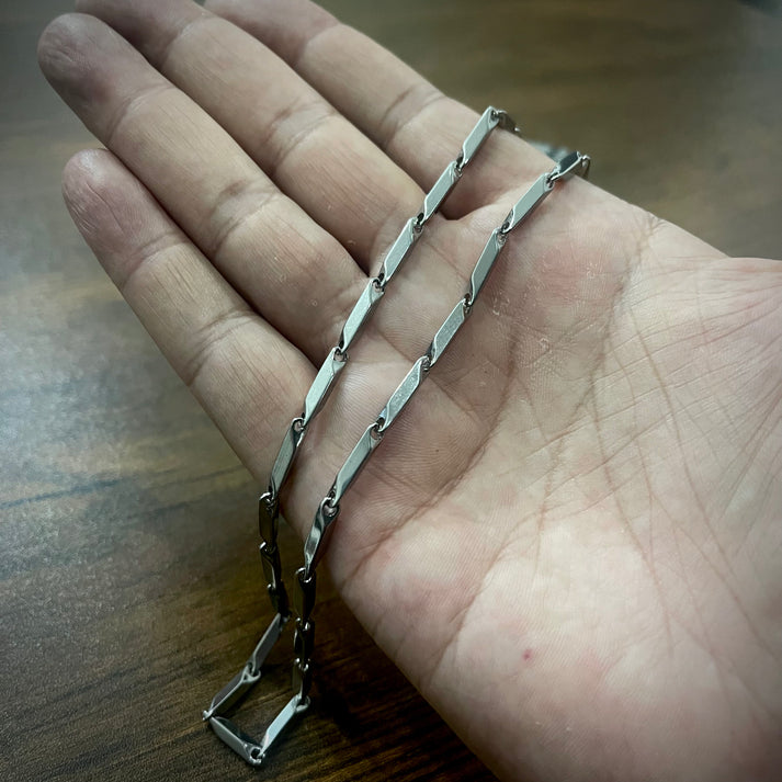 Stainless Steel Silver Rice Chain For Men and Boys